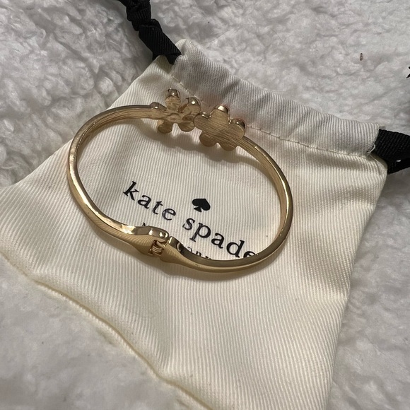Kate Spade Flower cuff bracelet - Picture 2 of 3